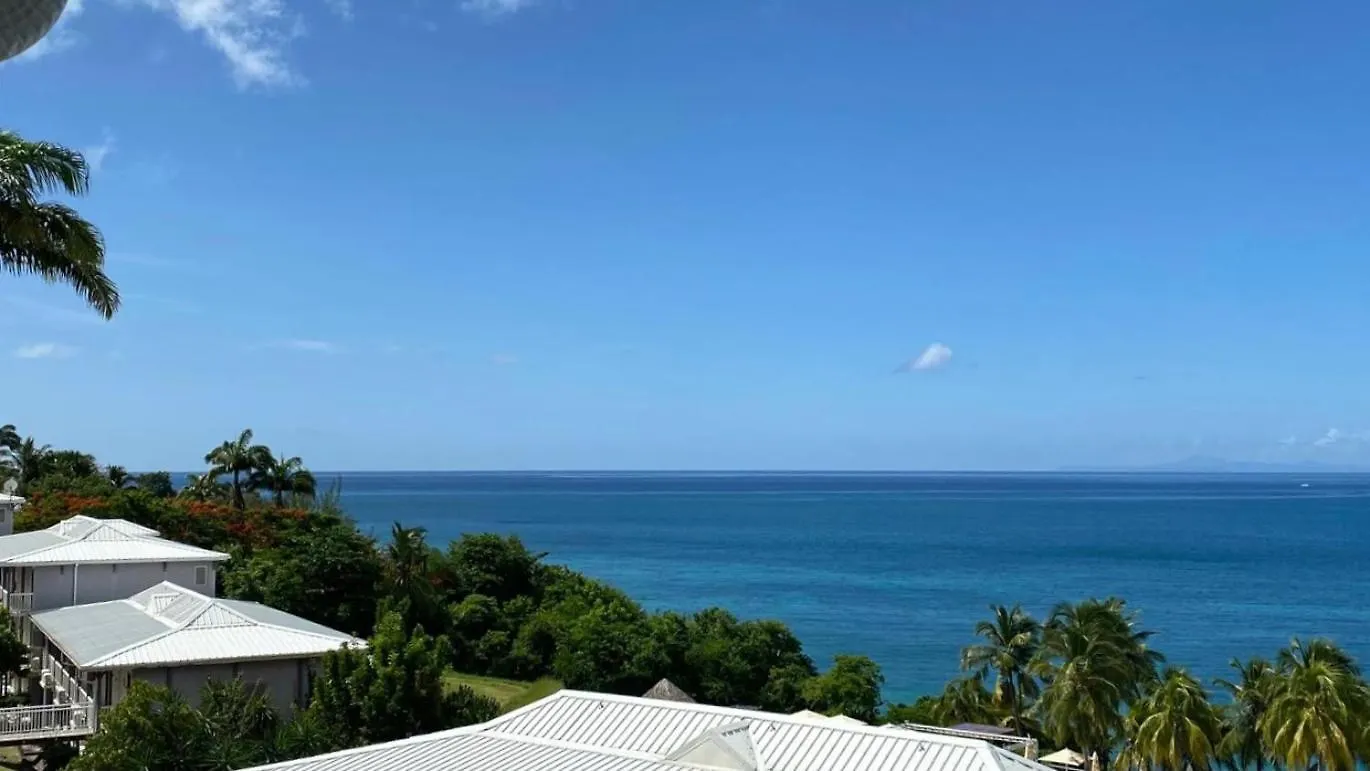 Apartment Ti Studio Coquet Vue Mer 180 Degres Face Diamant, Piscine De Standing Le Diamant